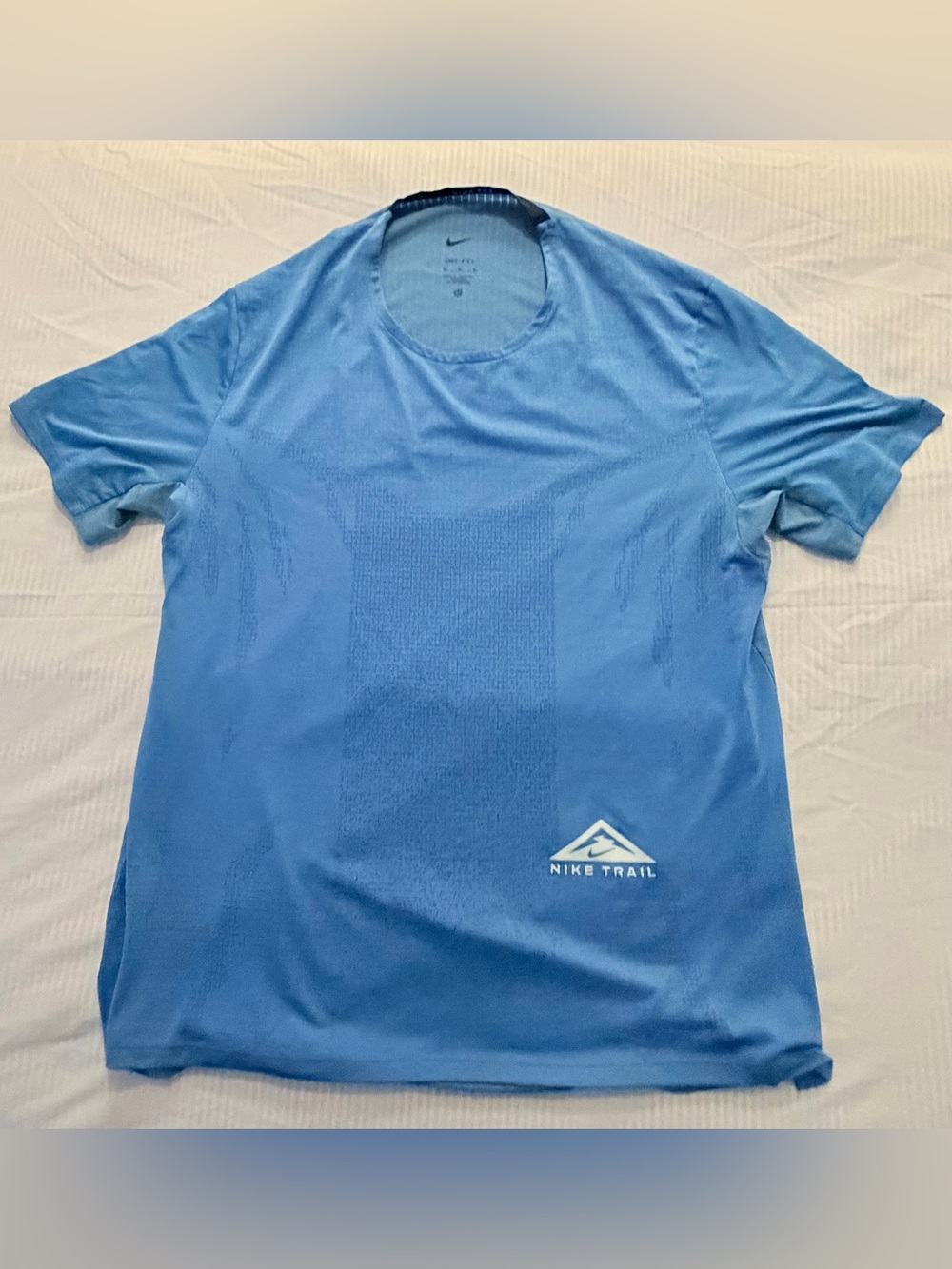 Nike Men’s Short-Sleeve Trail Running Shirt — Sky Blue
